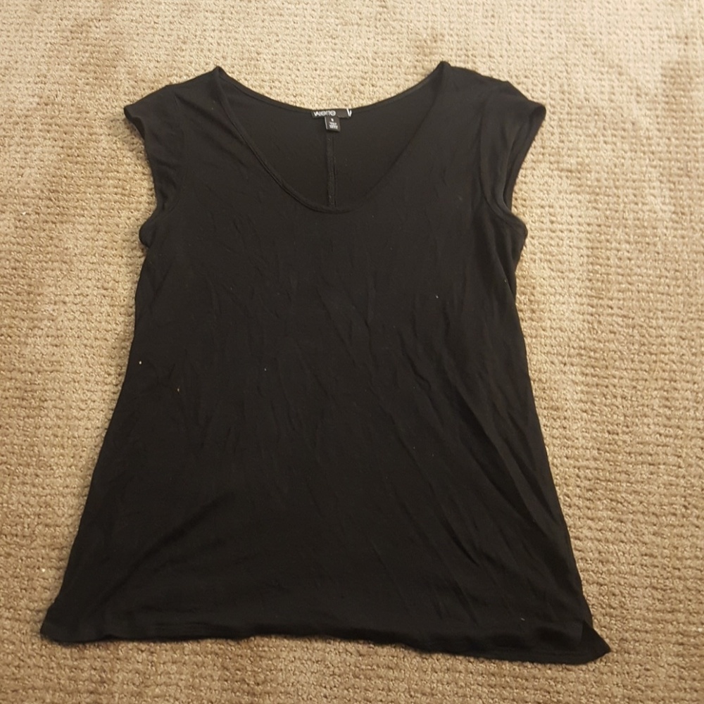 Basic black tee